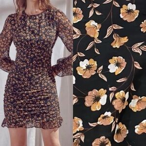 Storia Bodycon black floral dress Size S Small
